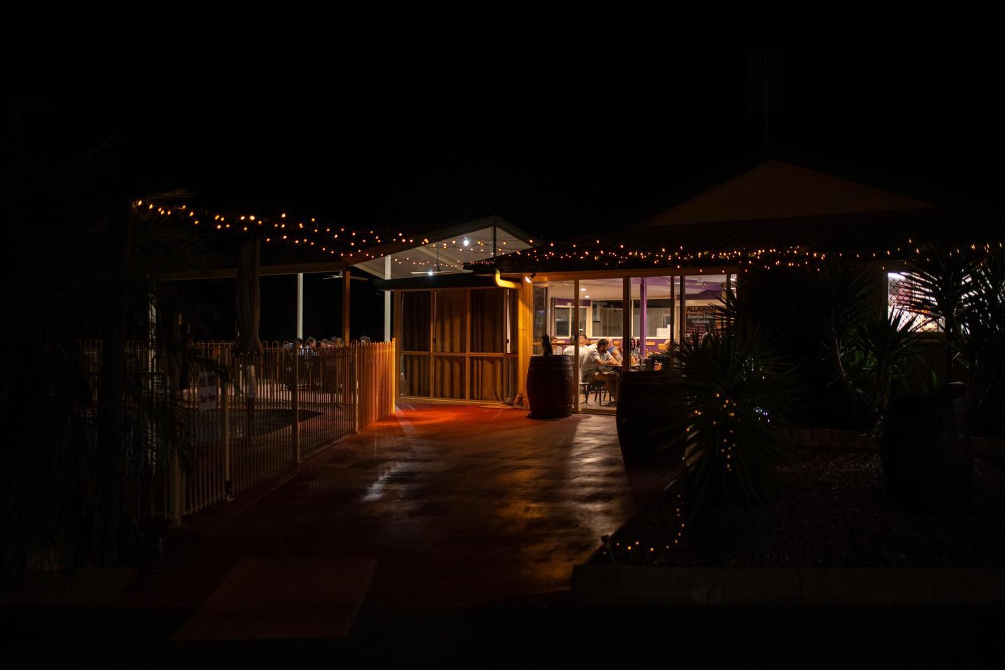 Mundubbera Motel Exterior foto